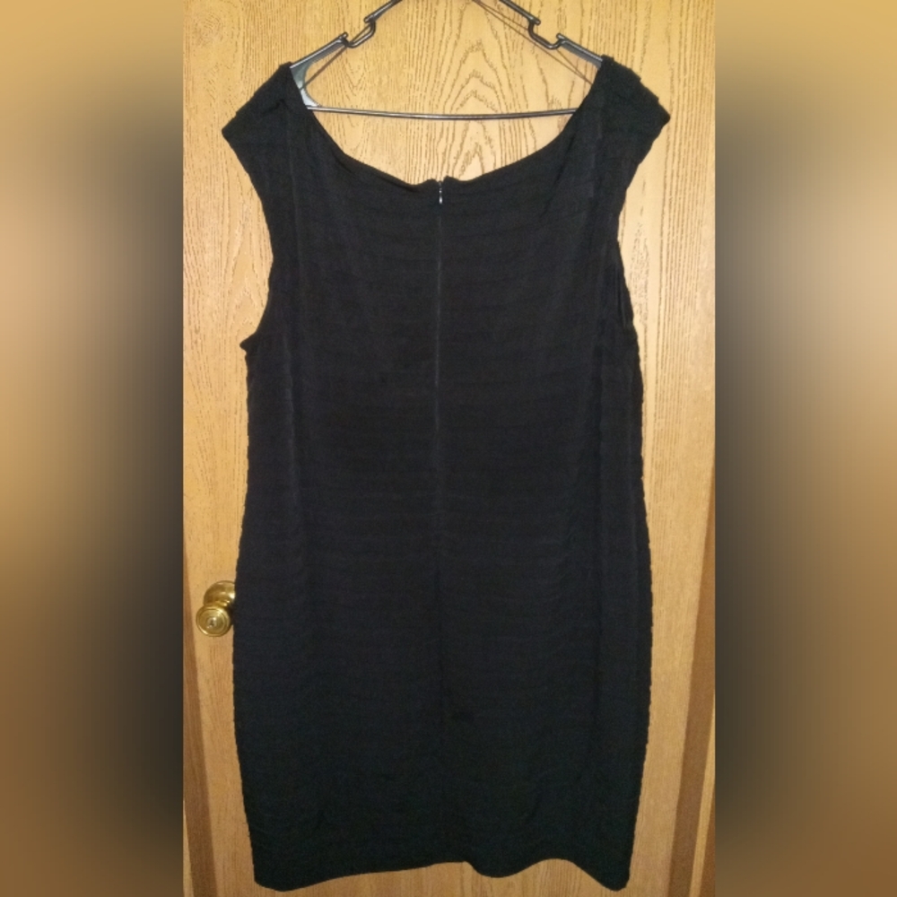 Plus Size Dress - Picture 2 of 3